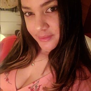 Meet your Posher, Noelia